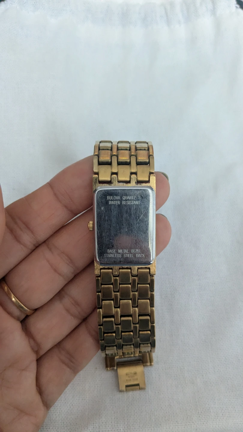 Bulova Quartz Watch - Gold Tone - photo 3