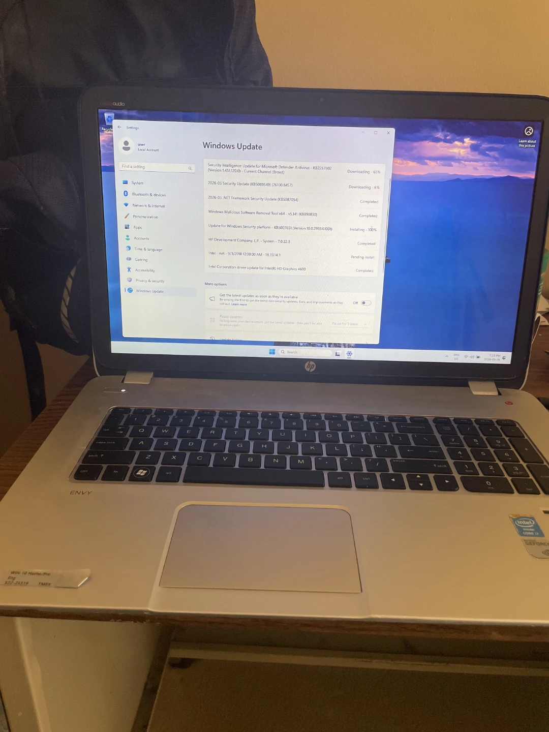 Looking for free computers (desktop or laptops