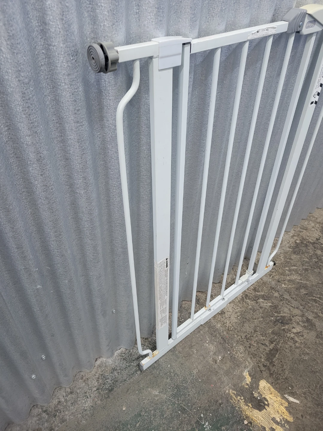 White Metal Baby/pet Gate - photo 3