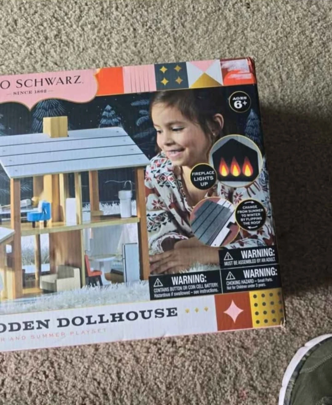 FAO Schwarz 2-in-1 Wooden Dollhouse - photo 3