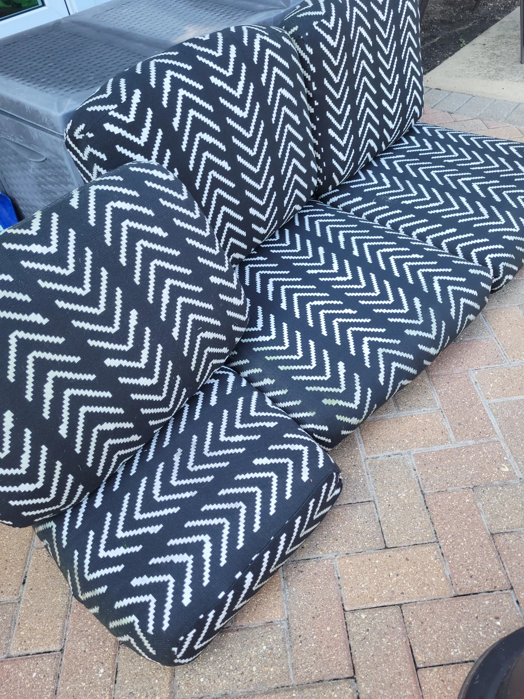 Cushions - photo 2