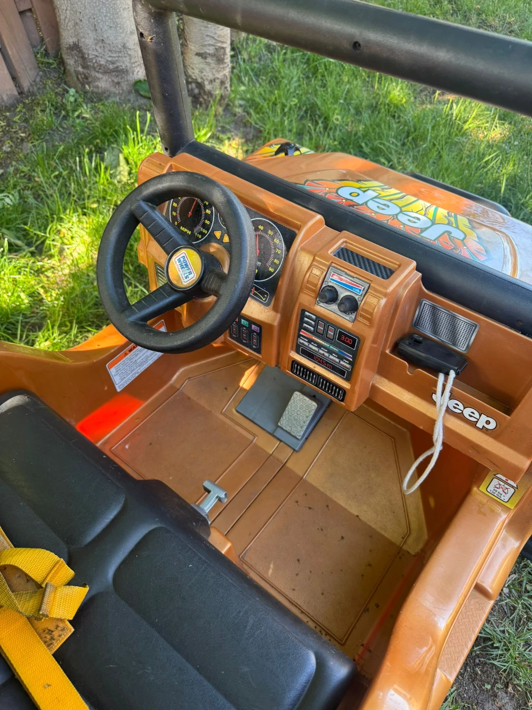 Jeep Wrangler 4x4 Ride-On Toy - photo 4