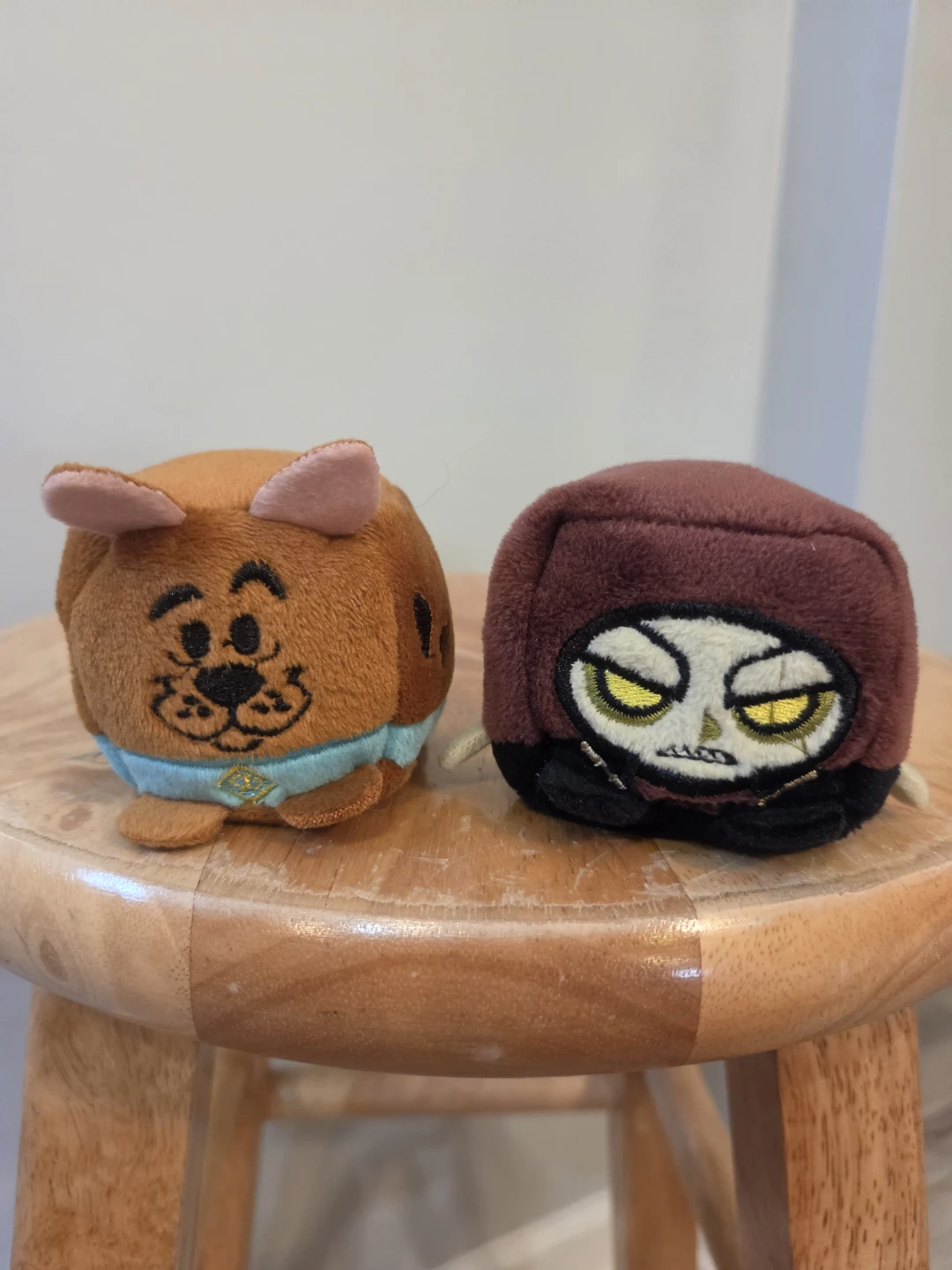 Kidrobot "Kawaii Cubes" Scooby-Doo, Joker, & More Plush - photo 3