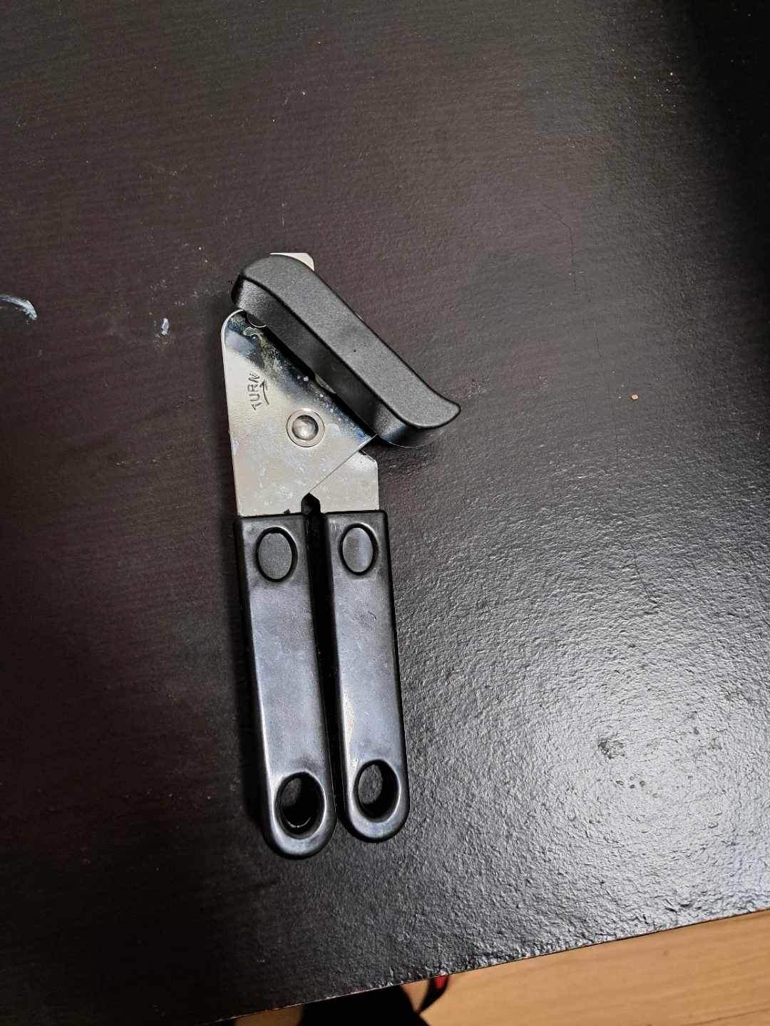 Hand Crank Can Opener - photo 2