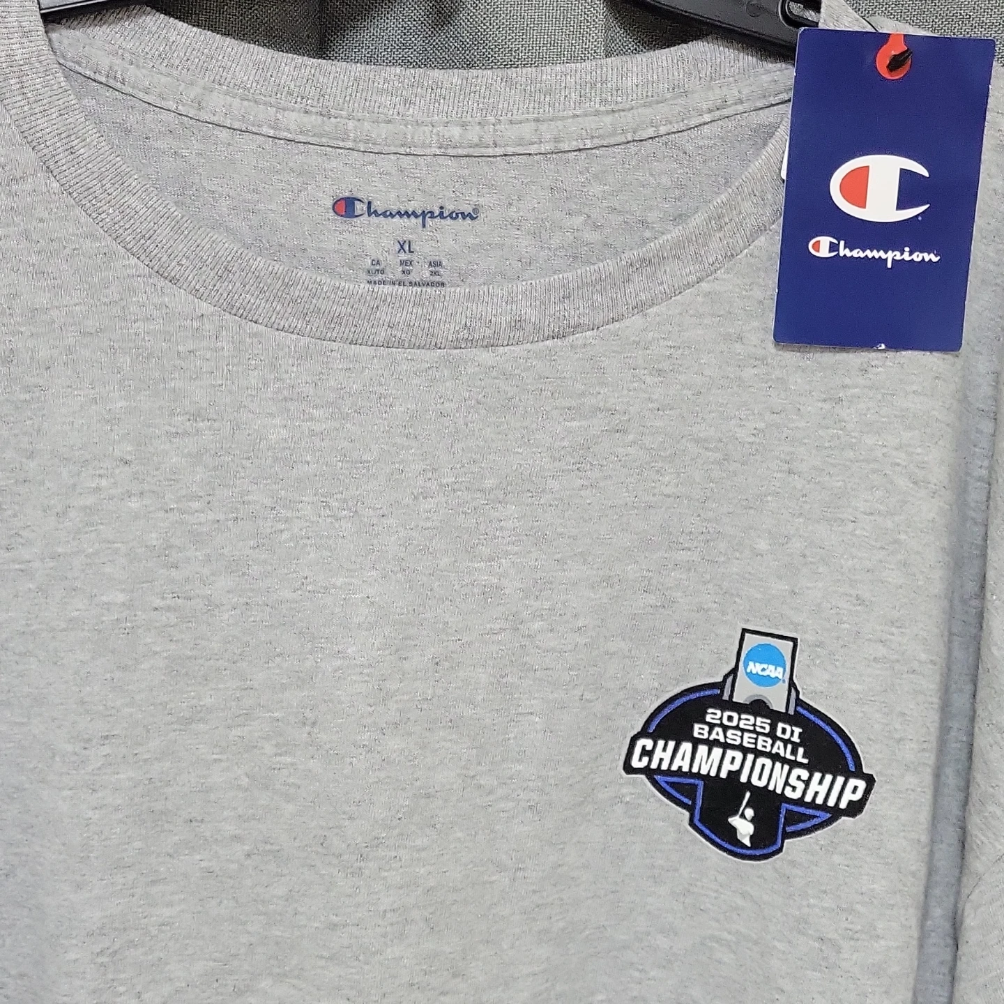 Champion NCAA 2025 Baseball Championship Long Sleeve Shirt XL - photo 3