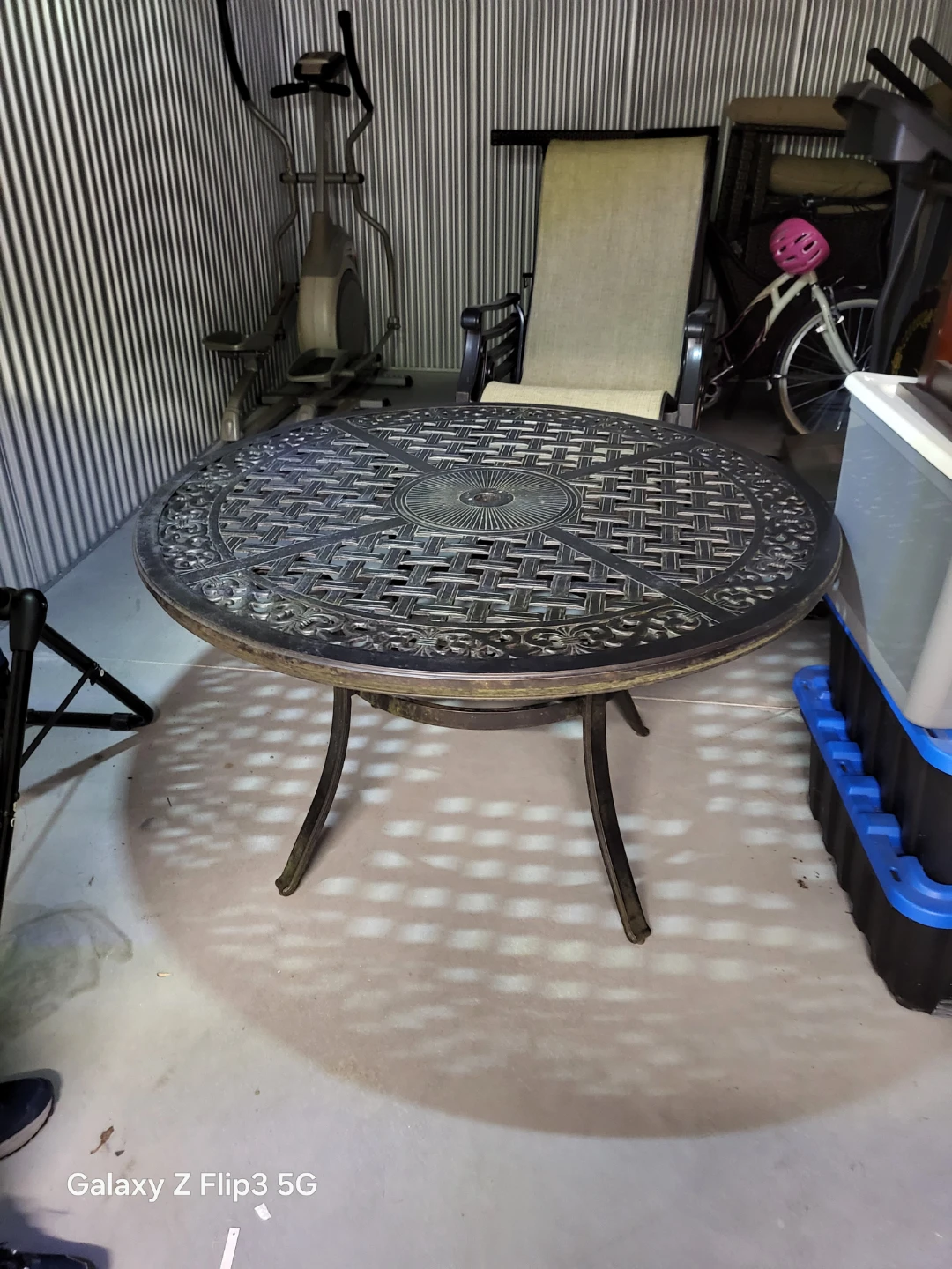 Outdoor patio dining set - 4 chairs and table
