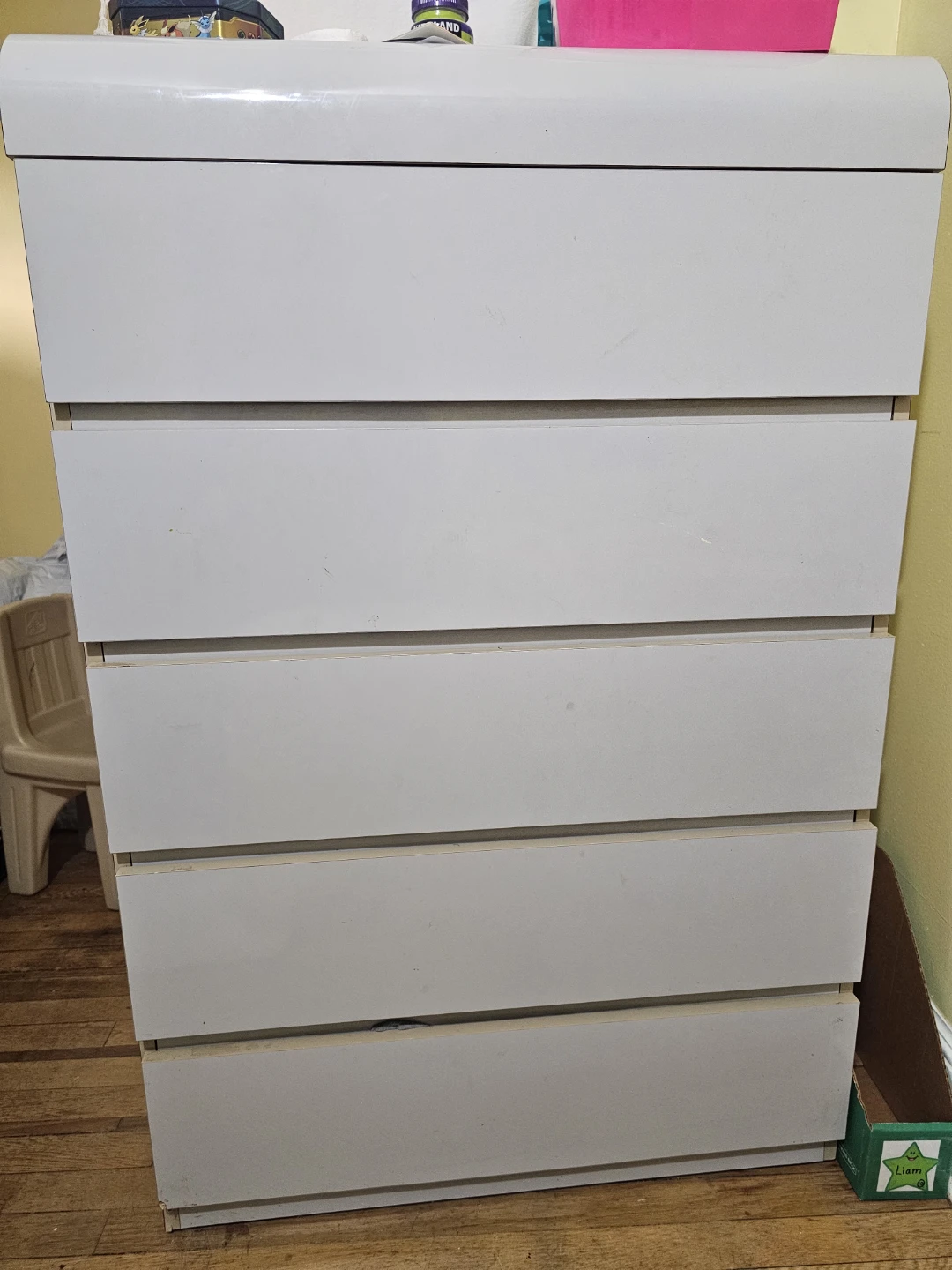 White 5-Drawer Dresser - photo 2