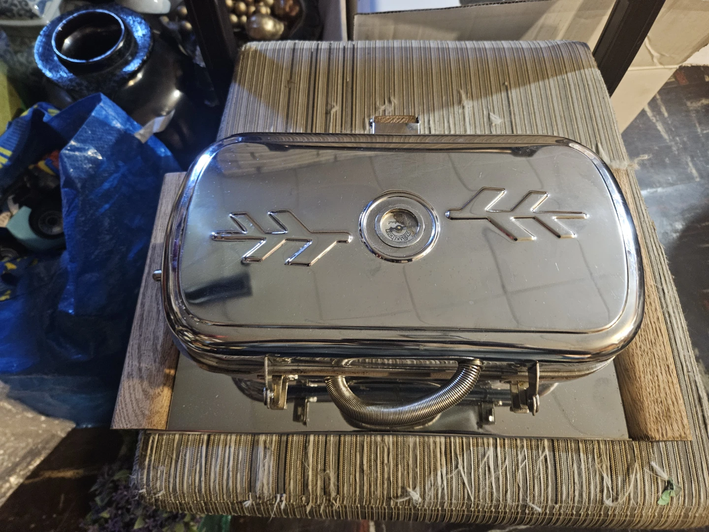 Vintage Chrome Waffle Maker - photo 5
