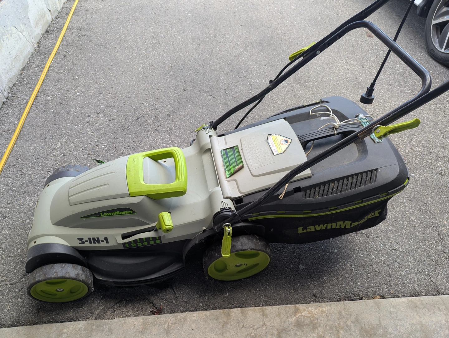 LawnMaster 3-in-1 Electric Lawn Mower - photo 3
