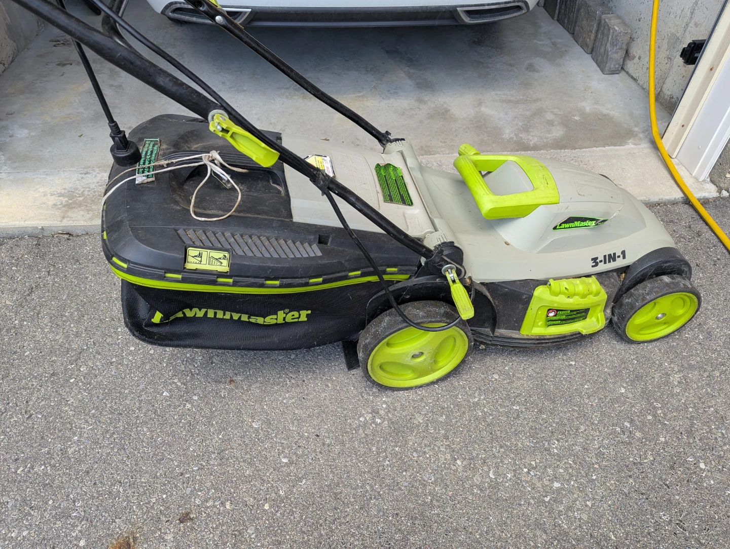 LawnMaster 3-in-1 Electric Lawn Mower - photo 4