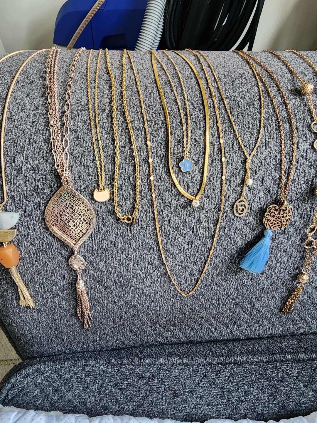 Assorted Women's Necklaces - photo 4