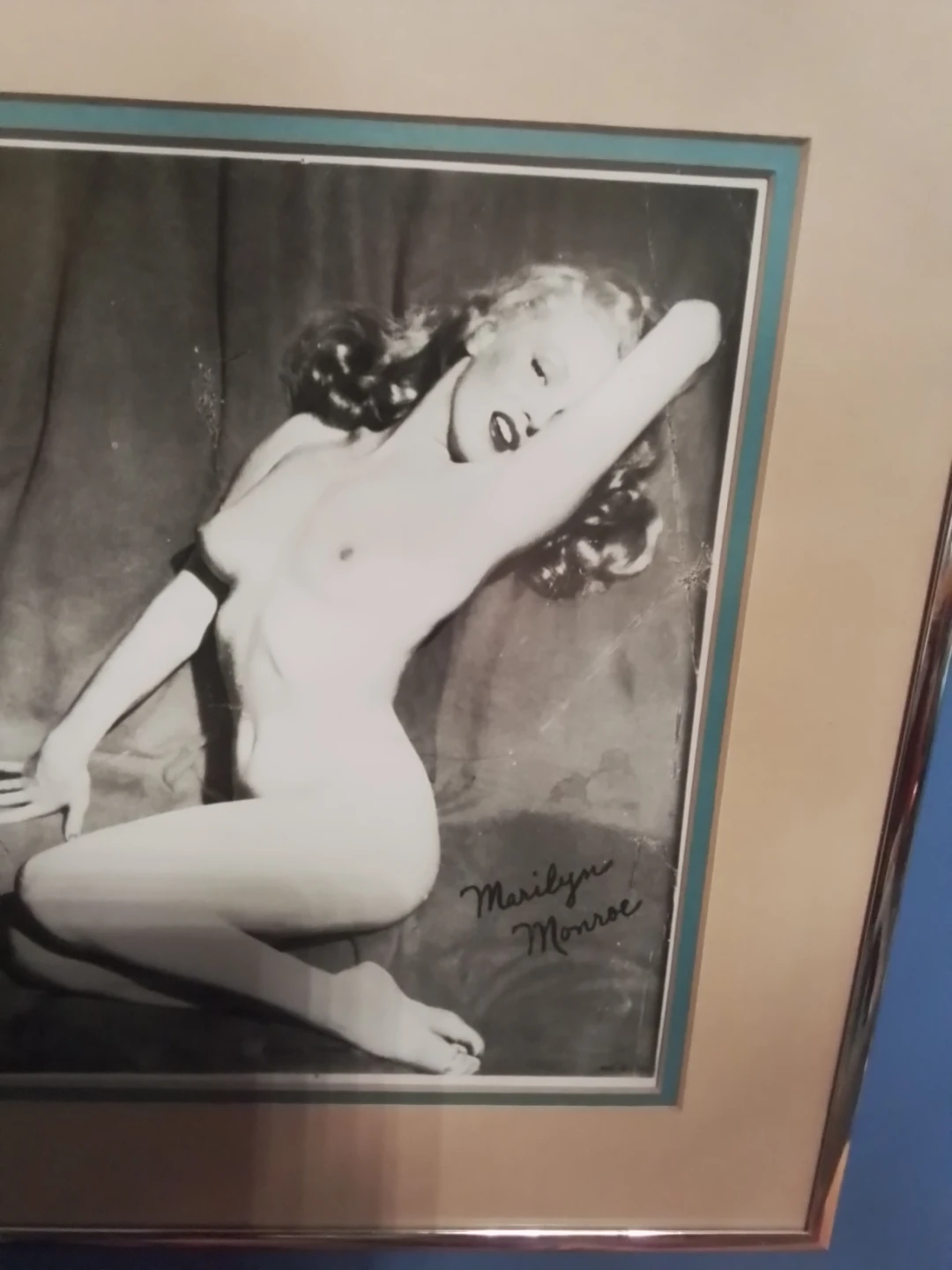 Framed Marilyn Monroe Black and White Photo - photo 2