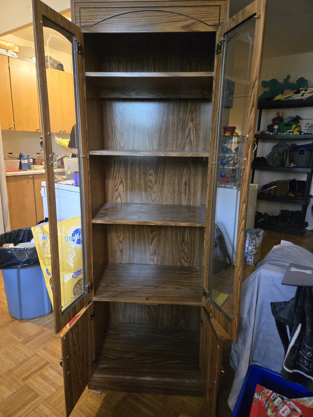China cabinet with a light - photo 2