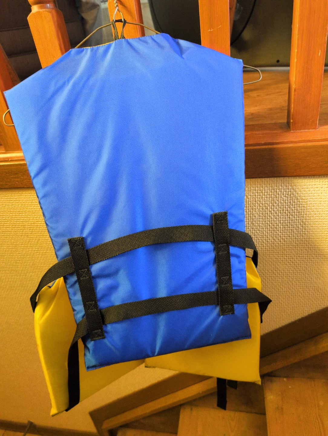 2 FLOTATION VESTS - photo 4