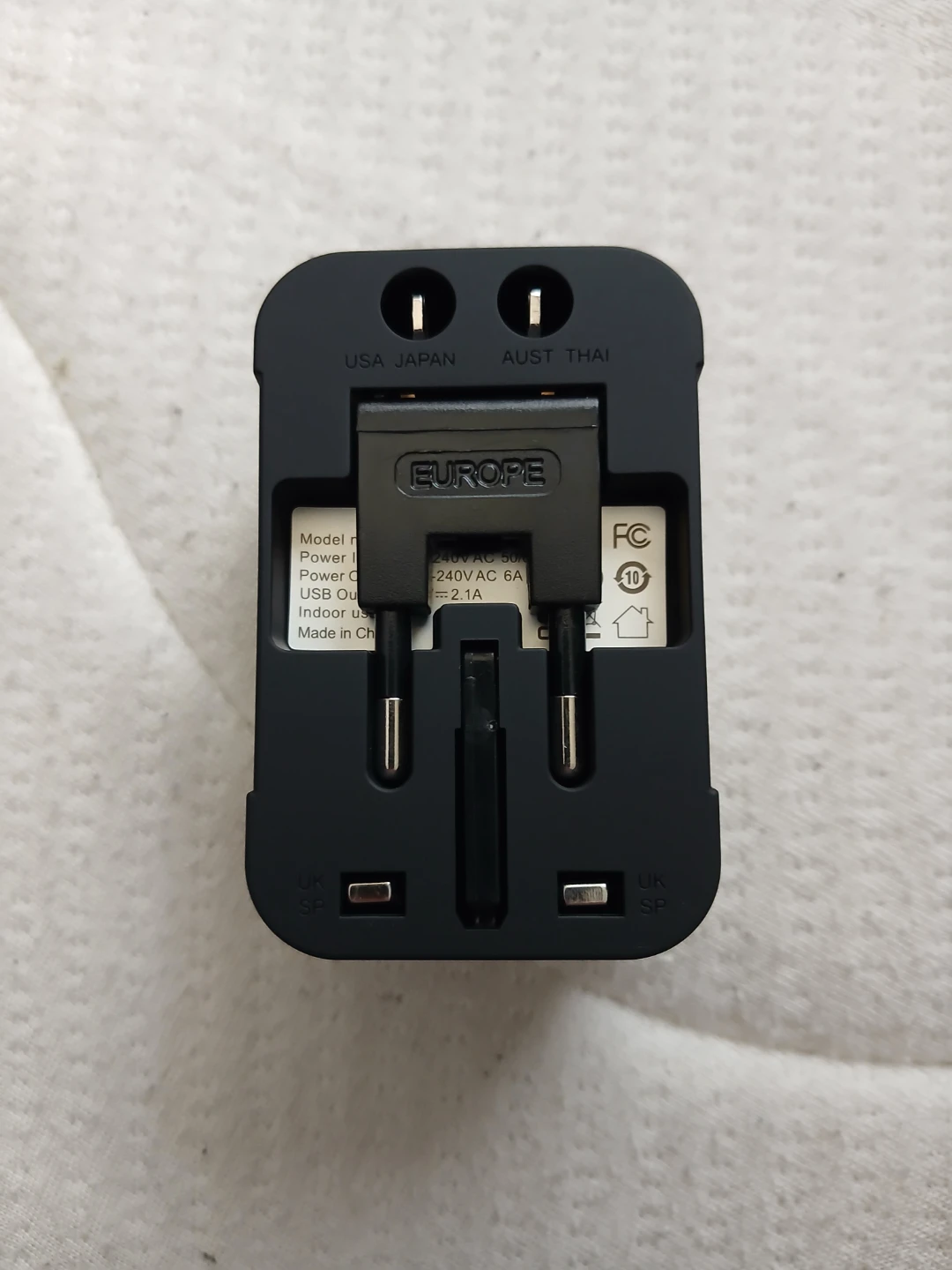 Universal Travel Adapter with 2 USB Ports - photo 5