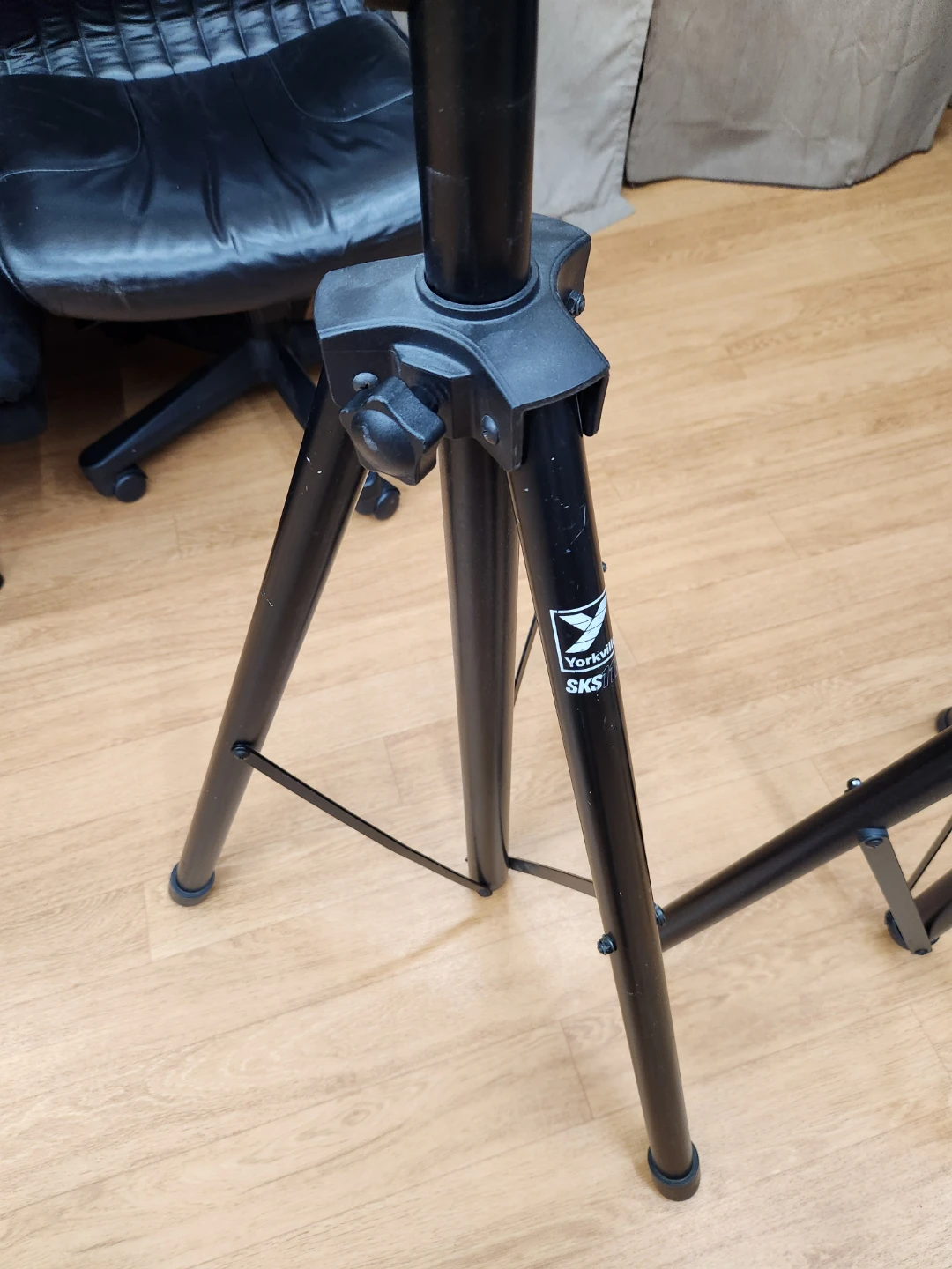 2 Speaker Stands - photo 2