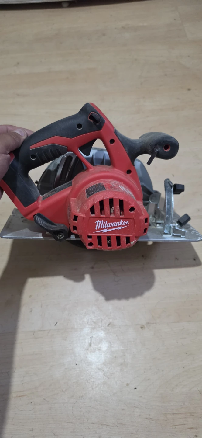 Milwaukee Circular Saw - photo 2