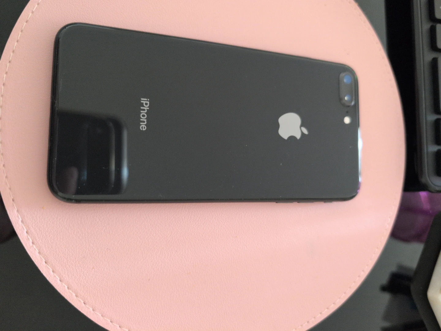 Apple iPhone 8 Plus - photo 2
