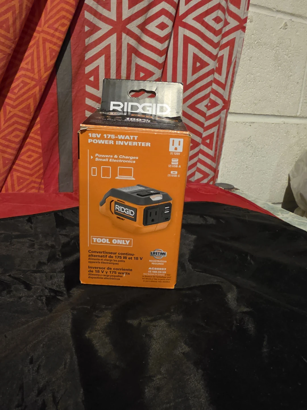 RIDGID 18V 175-Watt Power Inverter