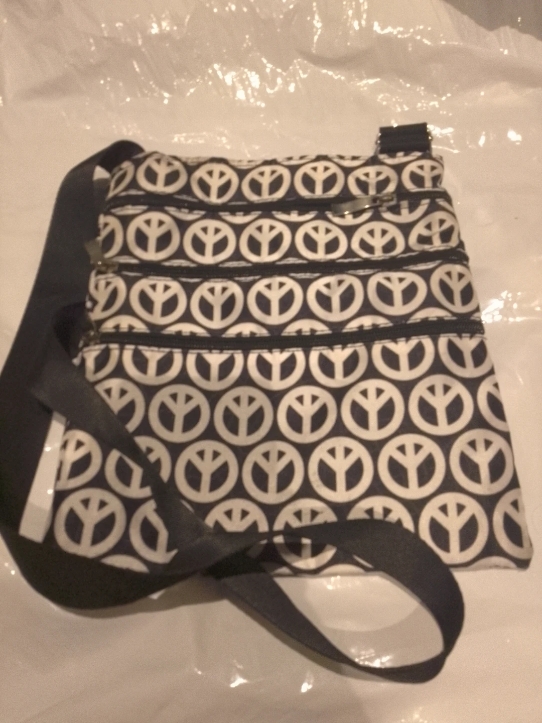Peace Sign Crossbody Bag ⚽