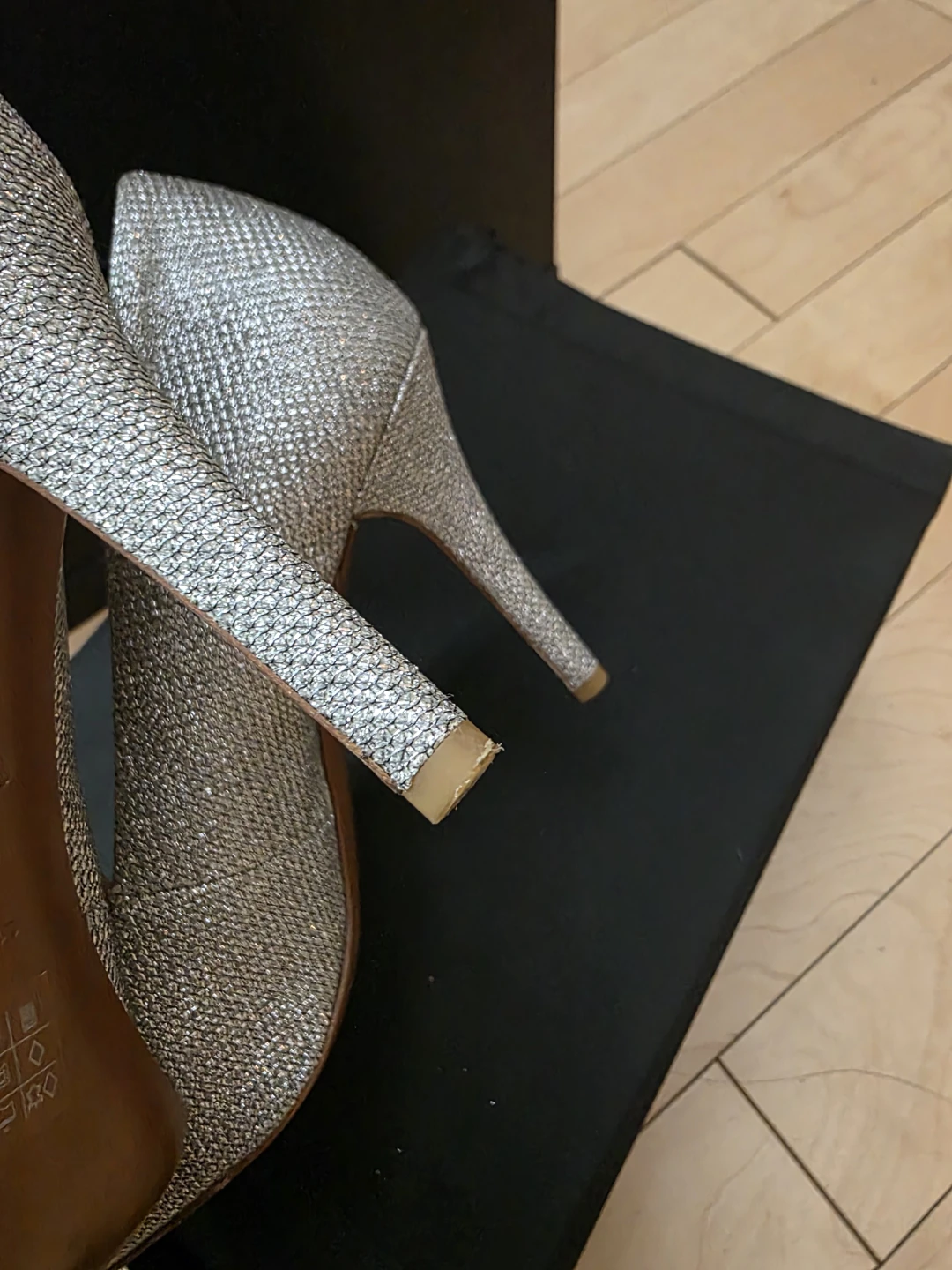 Coach Addie Silver Glitter Heels Size 9 $80 obo - photo 3