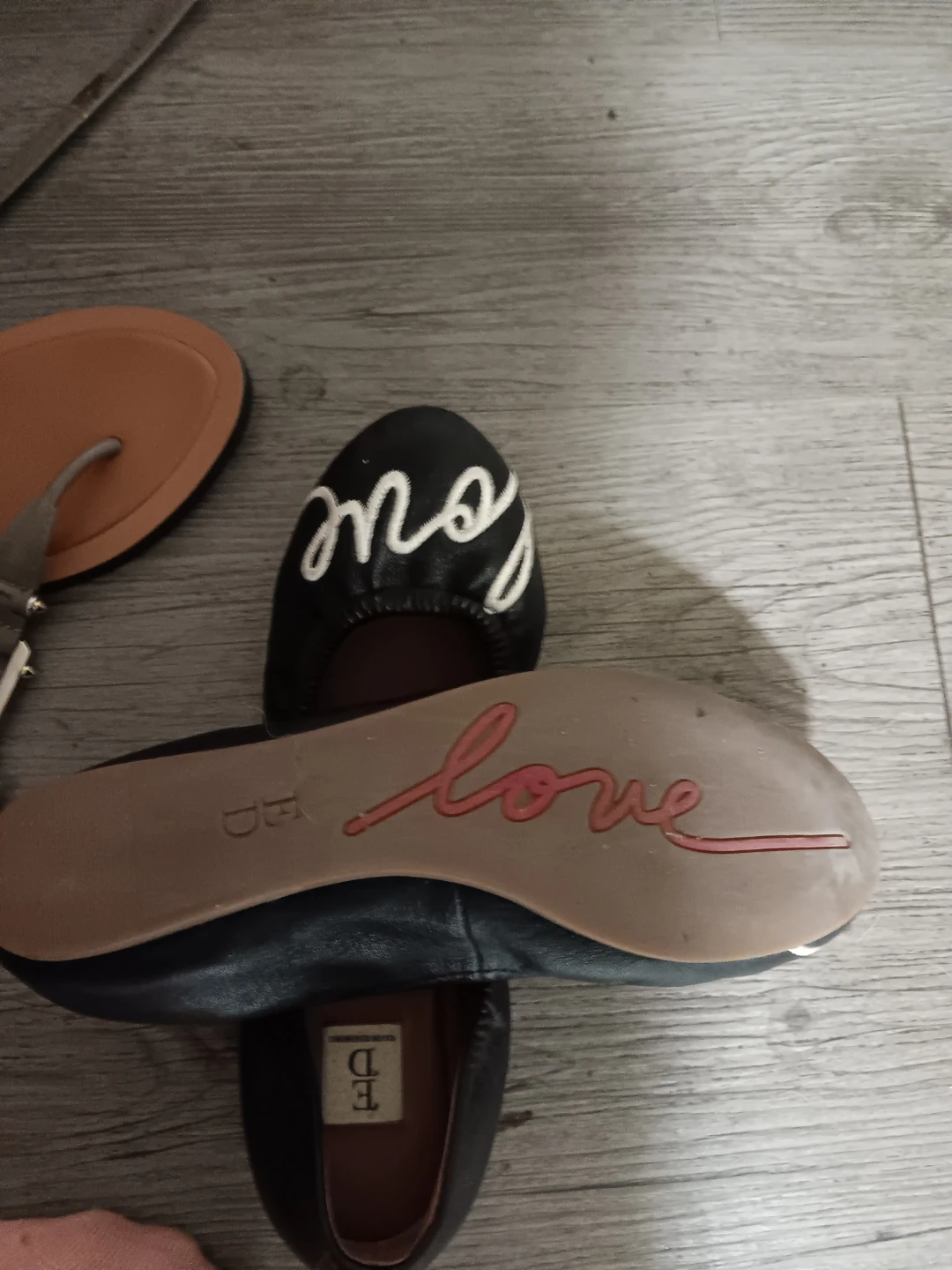ED Ellen DeGeneres Black "love" Ballet Flats - photo 2