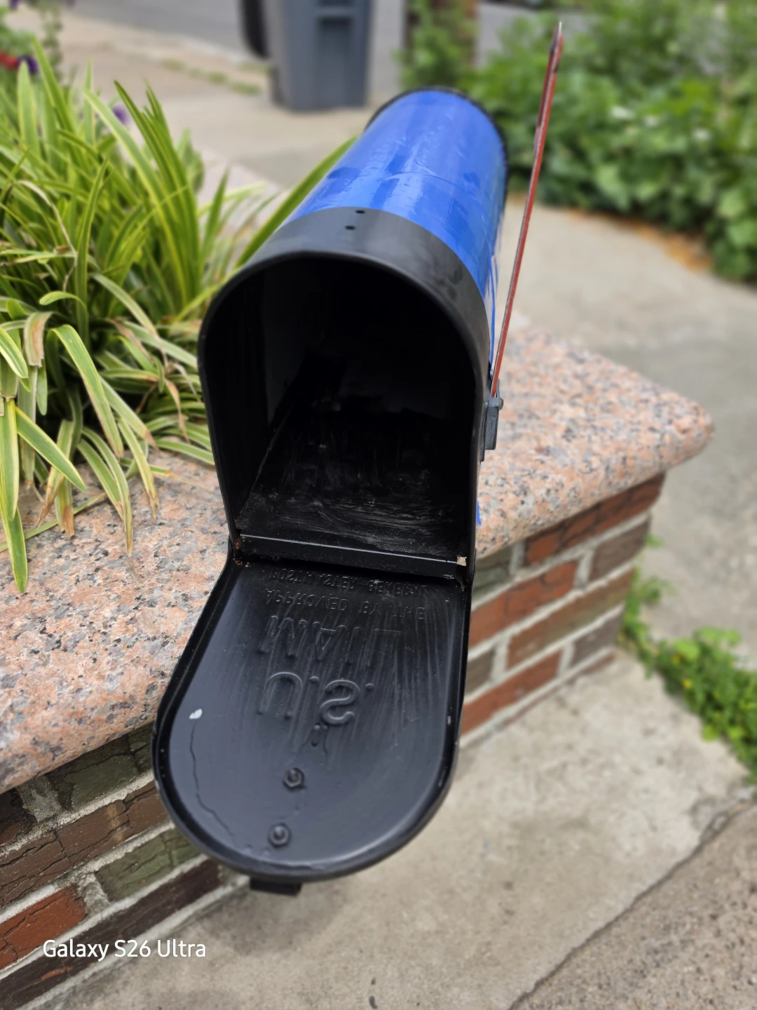 Standard Metal Post-Mount Mailbox Blue Vinyl Wrapped - photo 3