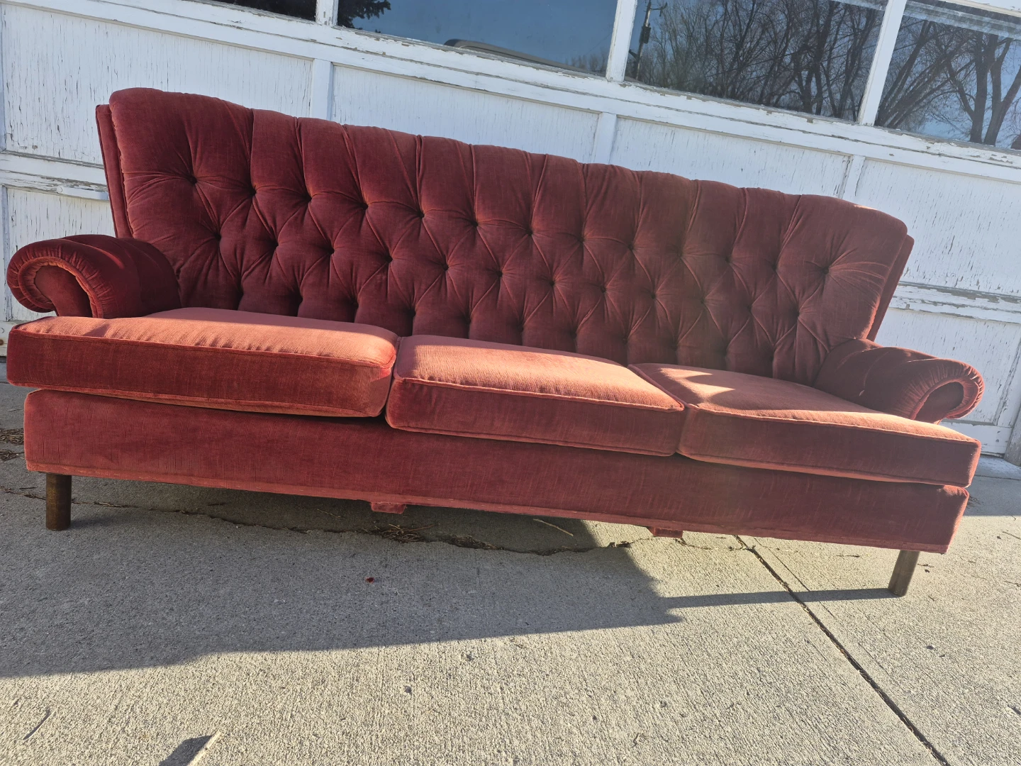 Sklar peppler Red Velvet Tufted Sofa - photo 2