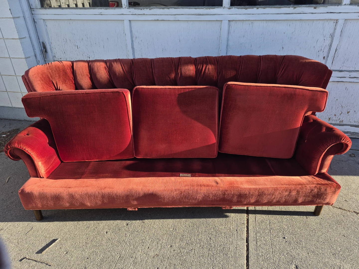 Sklar peppler Red Velvet Tufted Sofa - photo 4