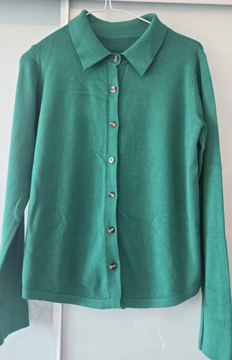 Green collared knit cardigan