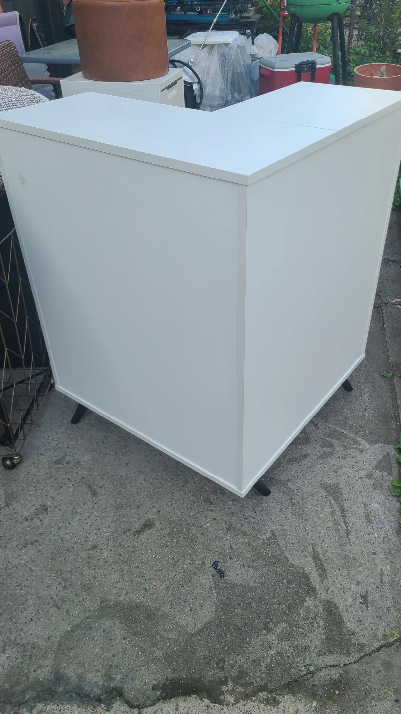 White Corner Cabinet with Doors - photo 3