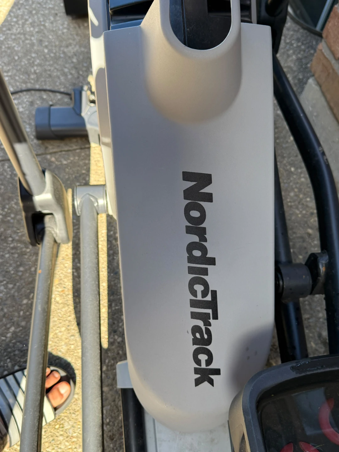 NordicTrack E9si Elliptical - photo 2