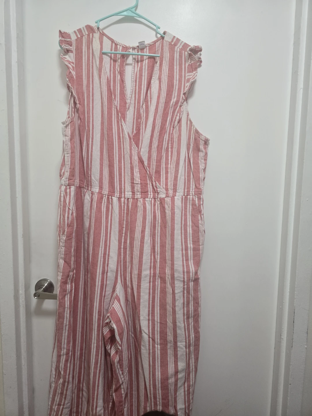 ⚽️ Old Navy Striped Jumpsuit XXL