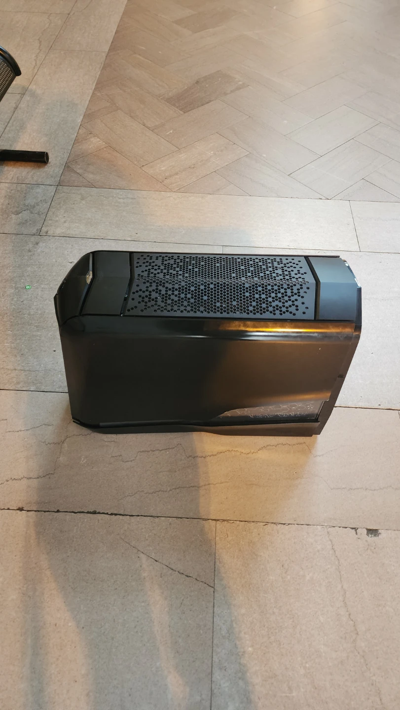 ALIENWARE AURORA DESKTOP PC - photo 4