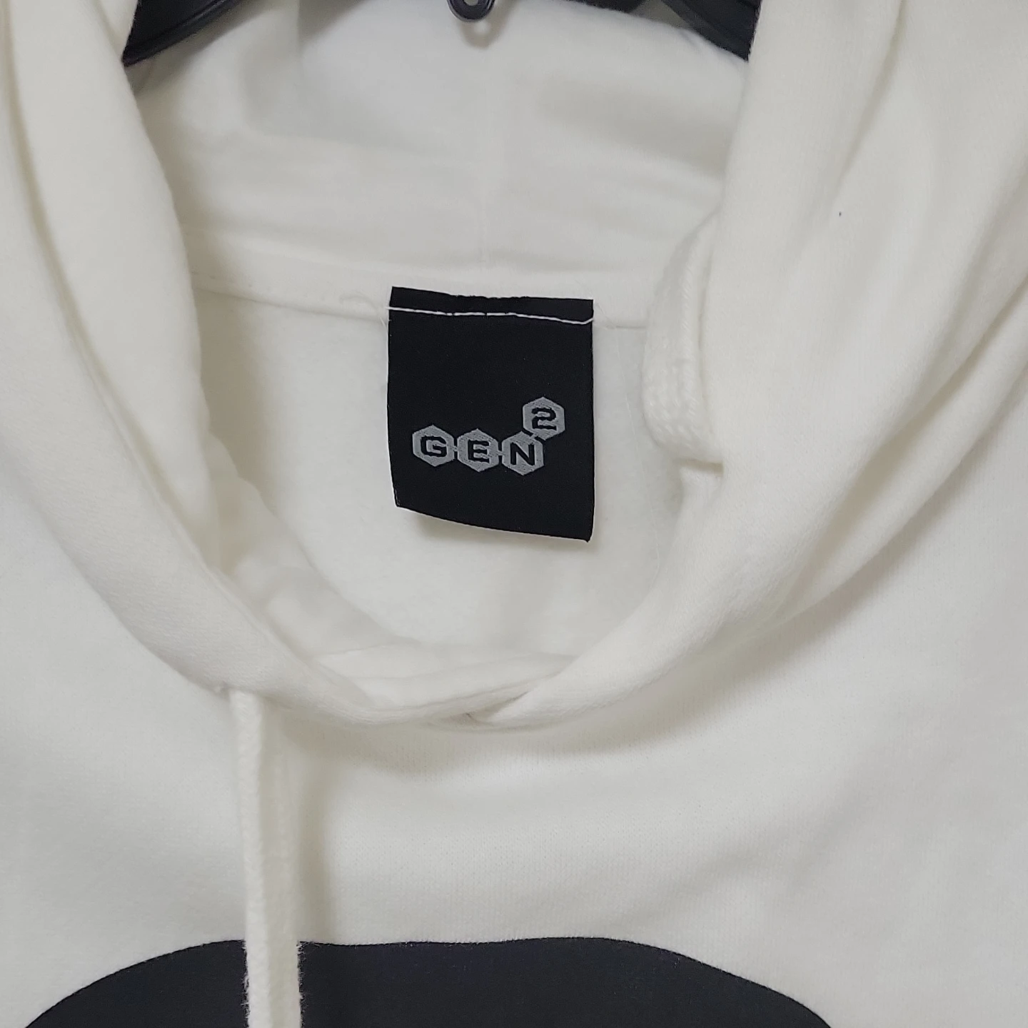 White GEN 2 Hoodie - Iowa Hawkeyes - photo 4