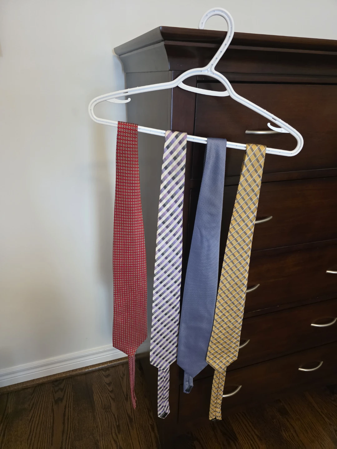 Bundle of 4 Men's Ties - photo 2