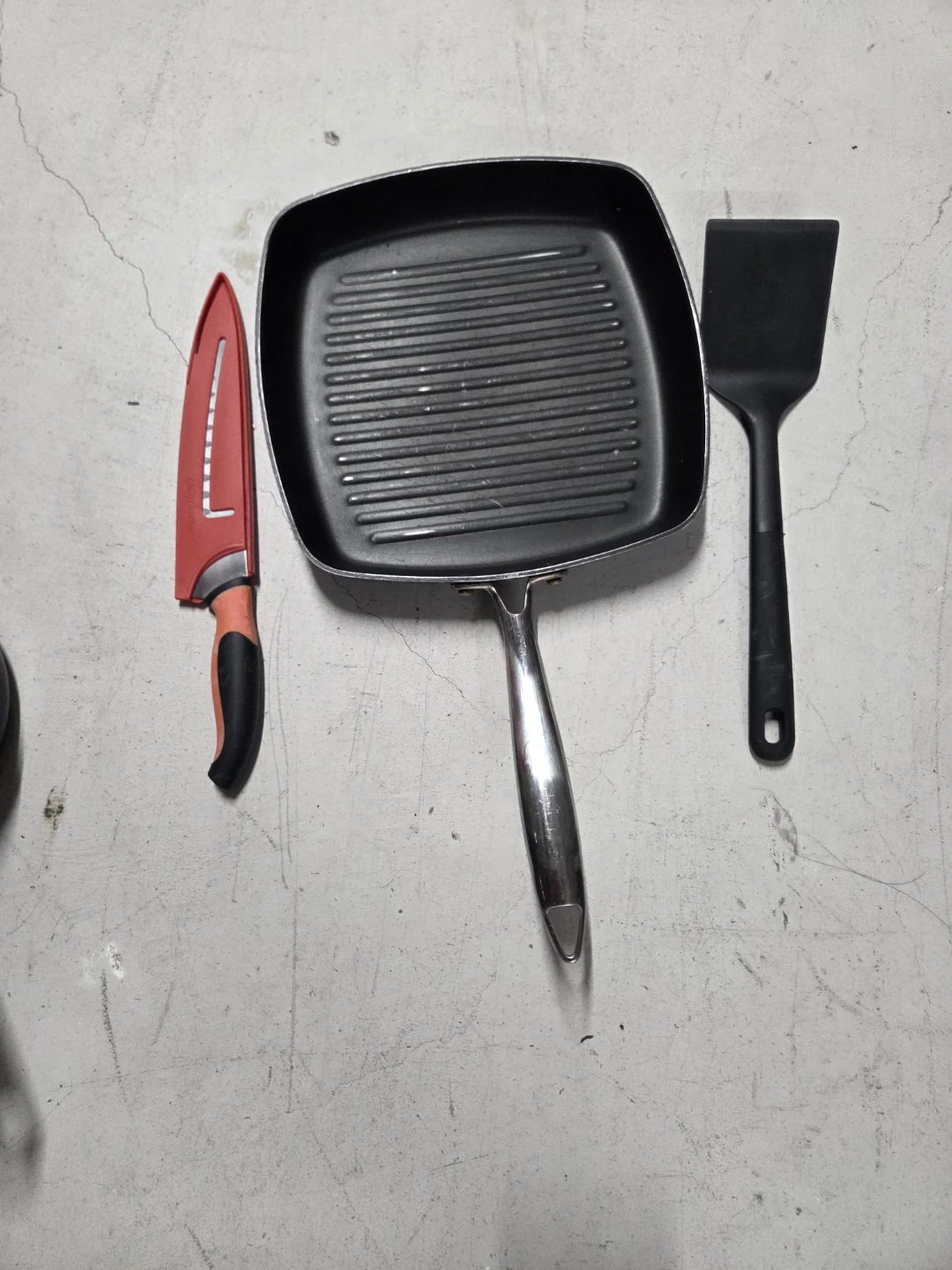 Grill Pan, Spatula & Knife Set - photo 2
