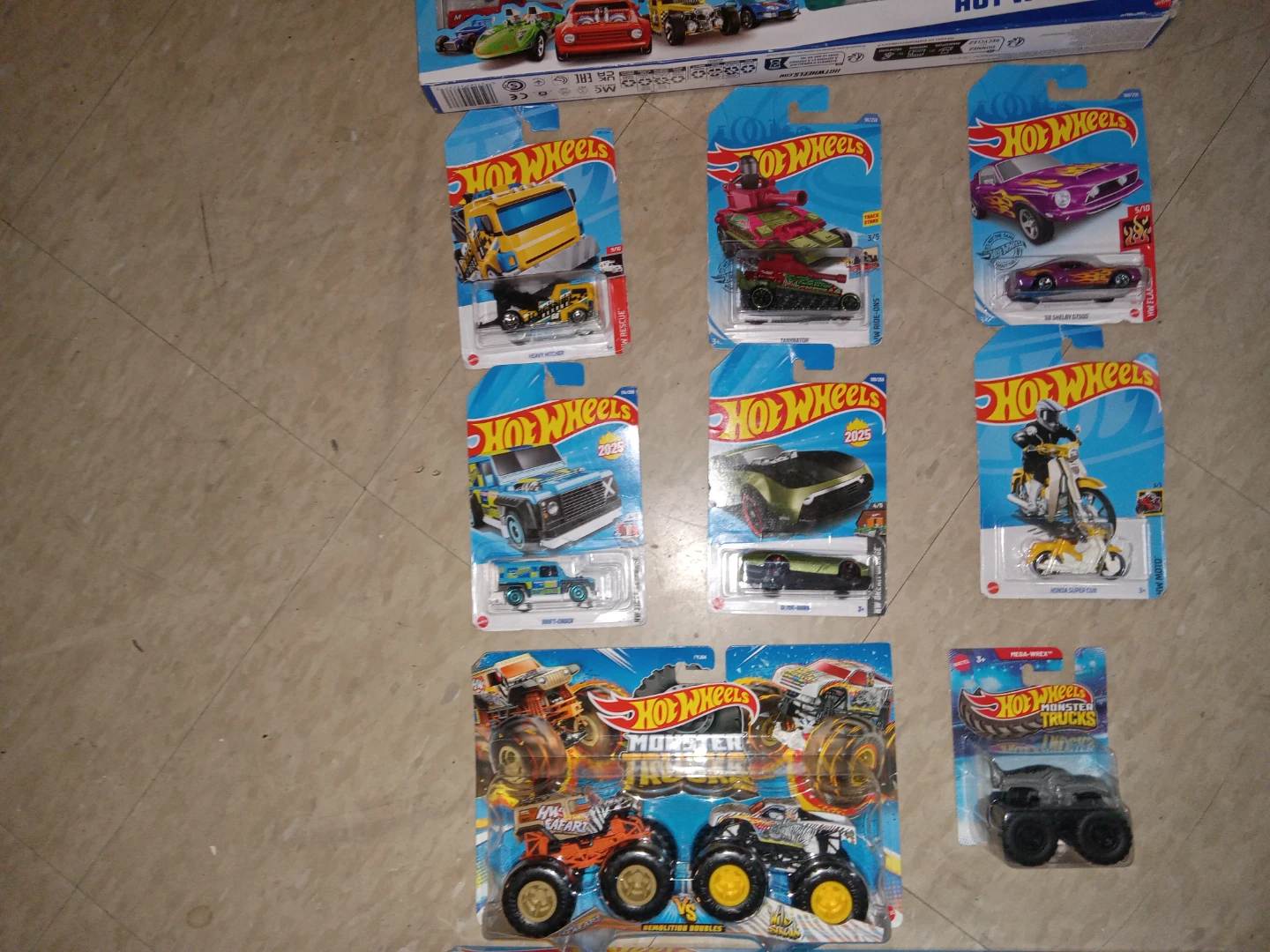 Hot Wheels collection all brand new - photo 2