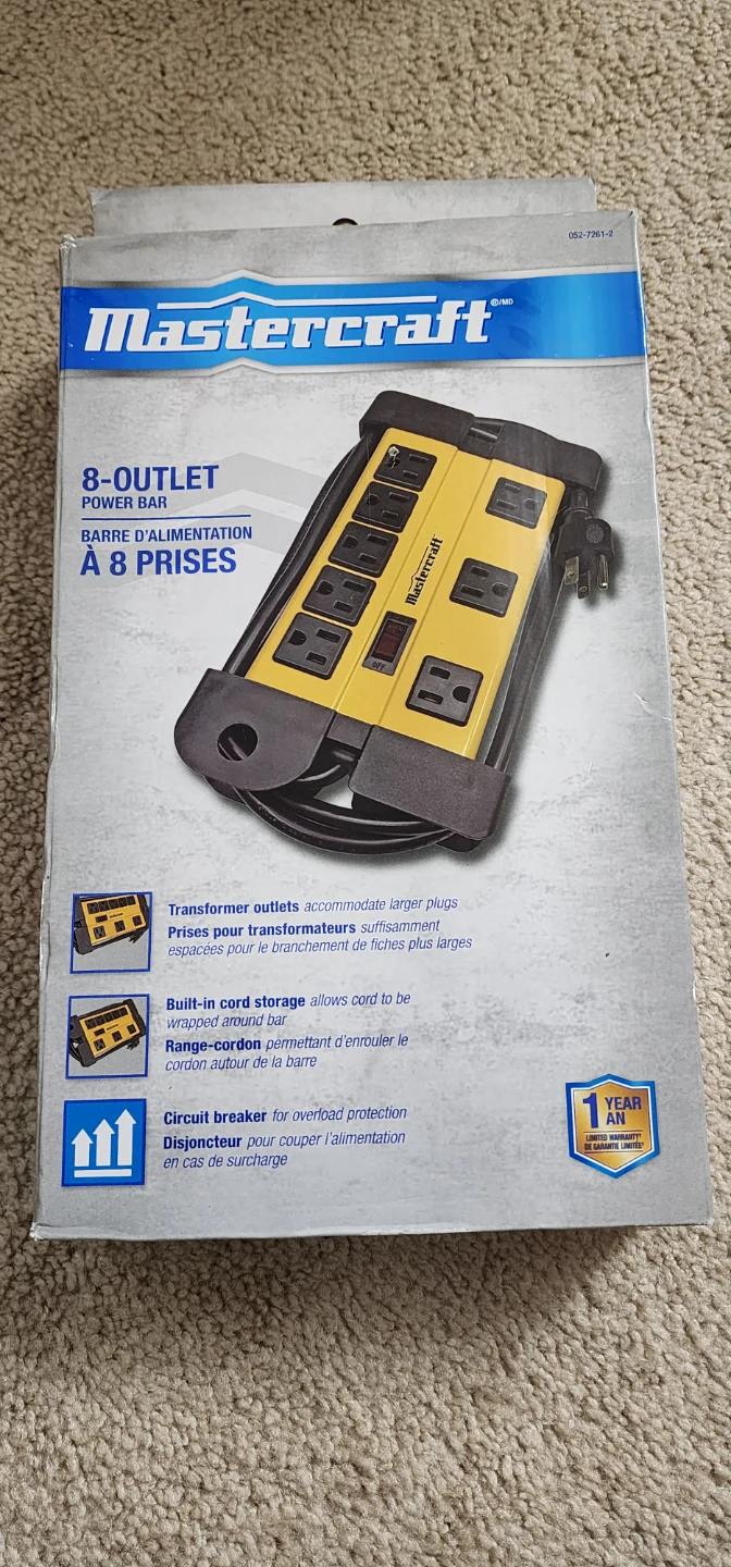 Mastercraft 8-Outlet Power Bar