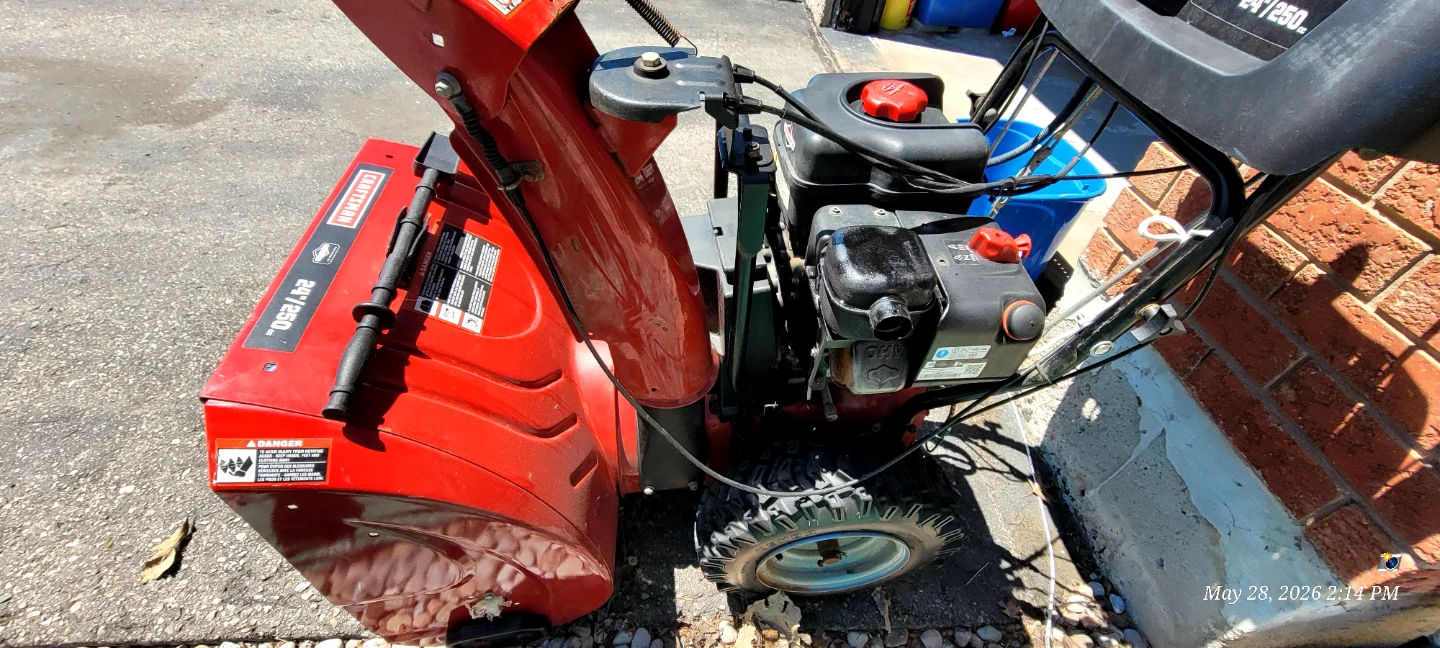 Craftsman 24 Inch Snow Blower - photo 3