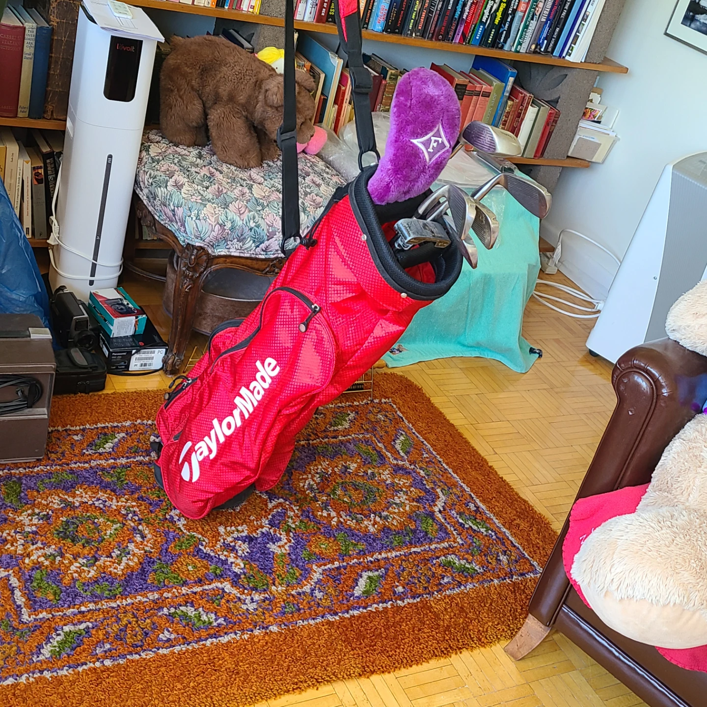 TaylorMade Golf Bag with Palmer and Peerless Clubs - photo 3