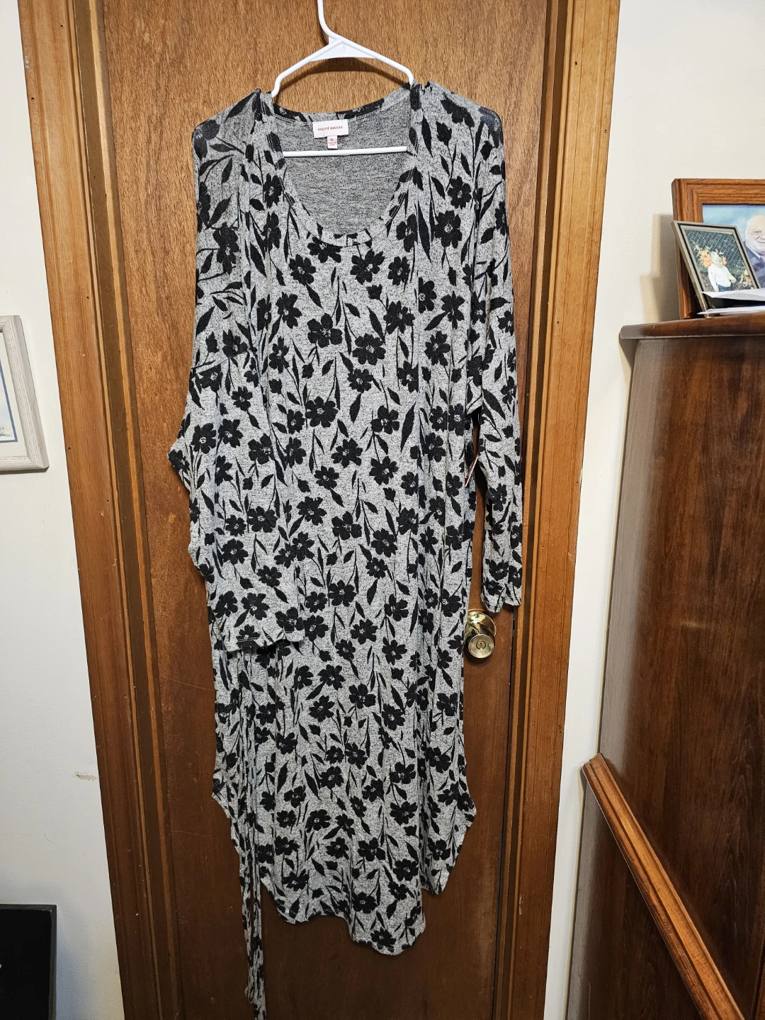 Assorted Women's Dresses - photo 2