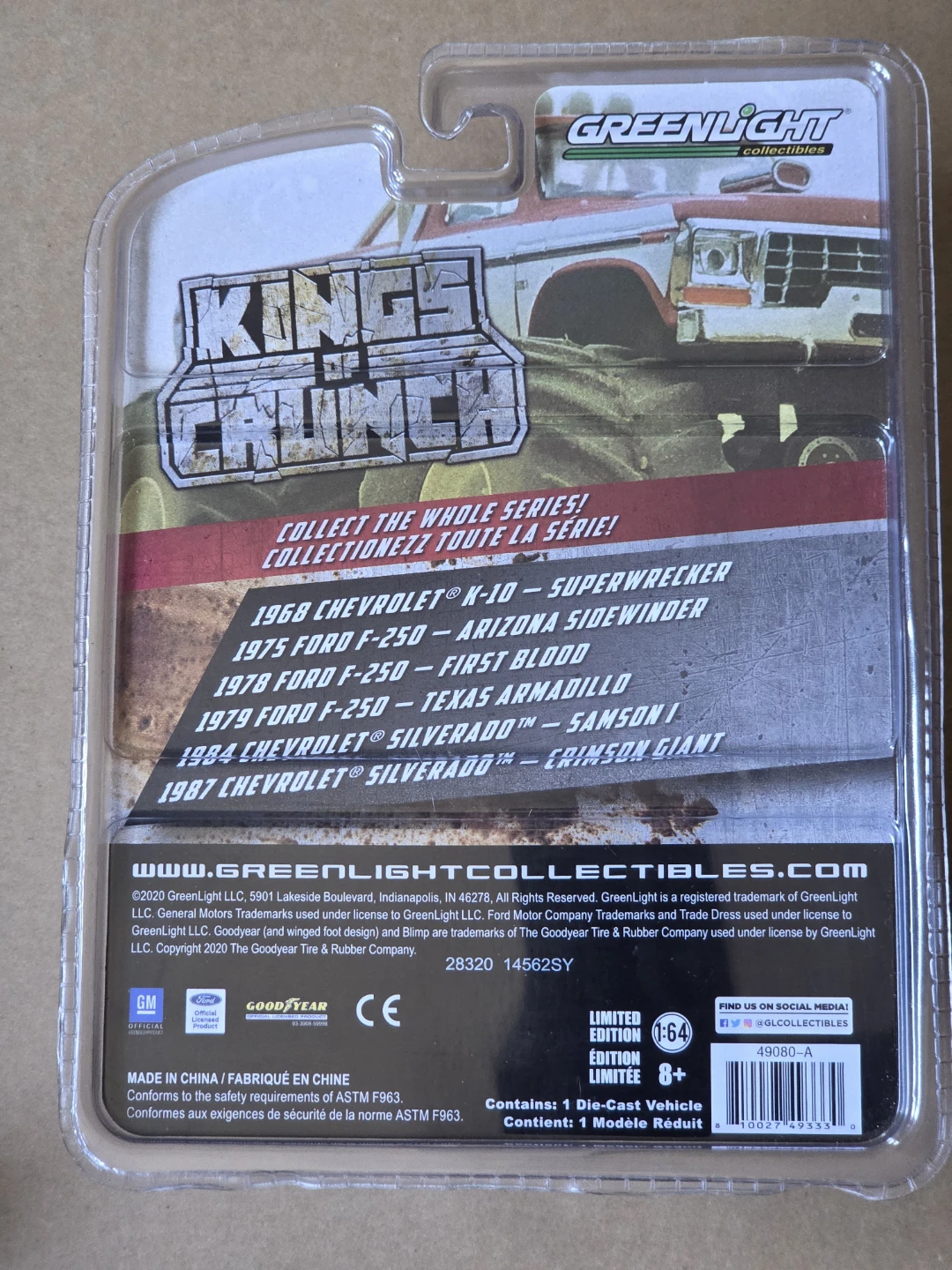 Greenlight Kings of Crunch "Superwrecker" 1968 Chevy K-10 1:64 - photo 2