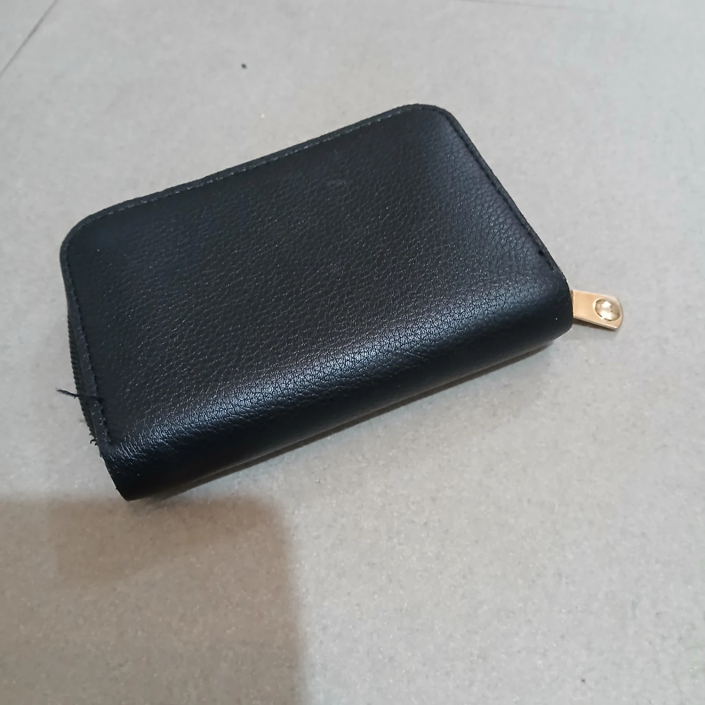 ⚽ Black Zippered Card Holder Wallet