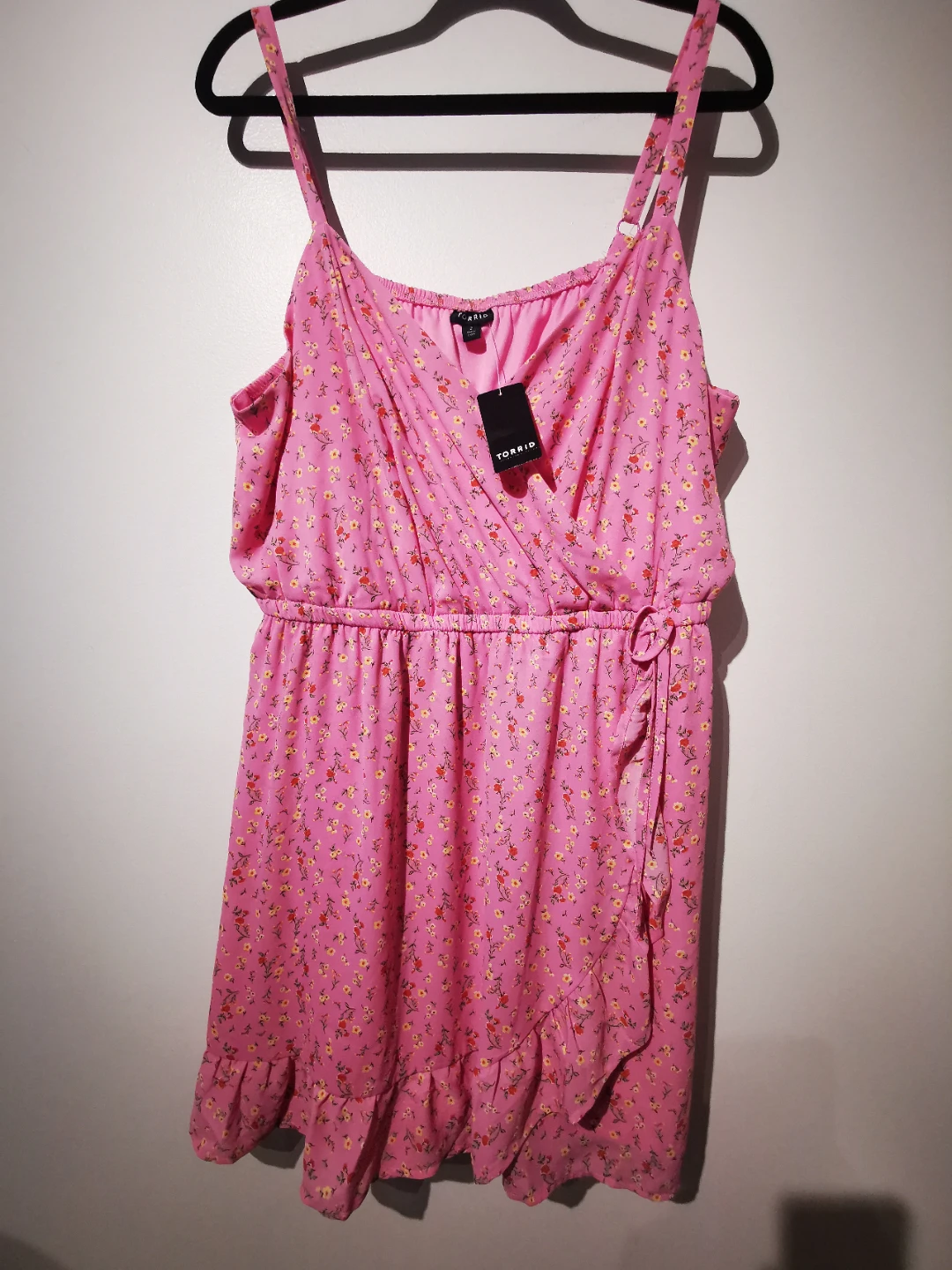 NwtTorrid Pink Floral Wrap Dress 2X - photo 2