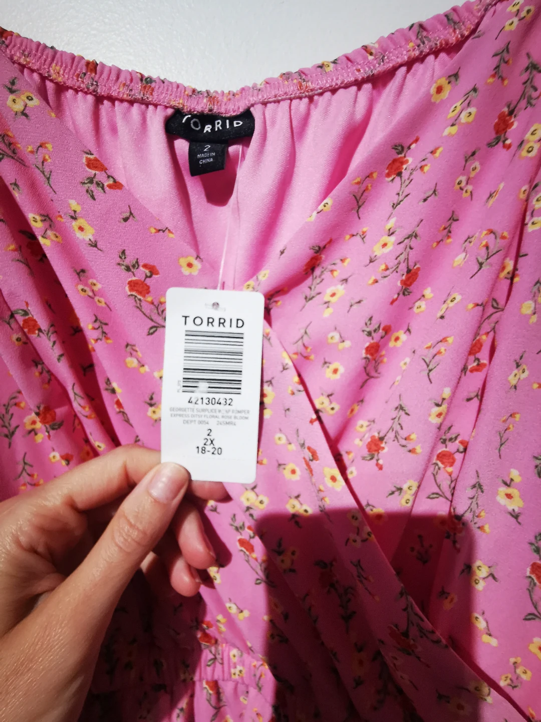 NwtTorrid Pink Floral Wrap Dress 2X - photo 5