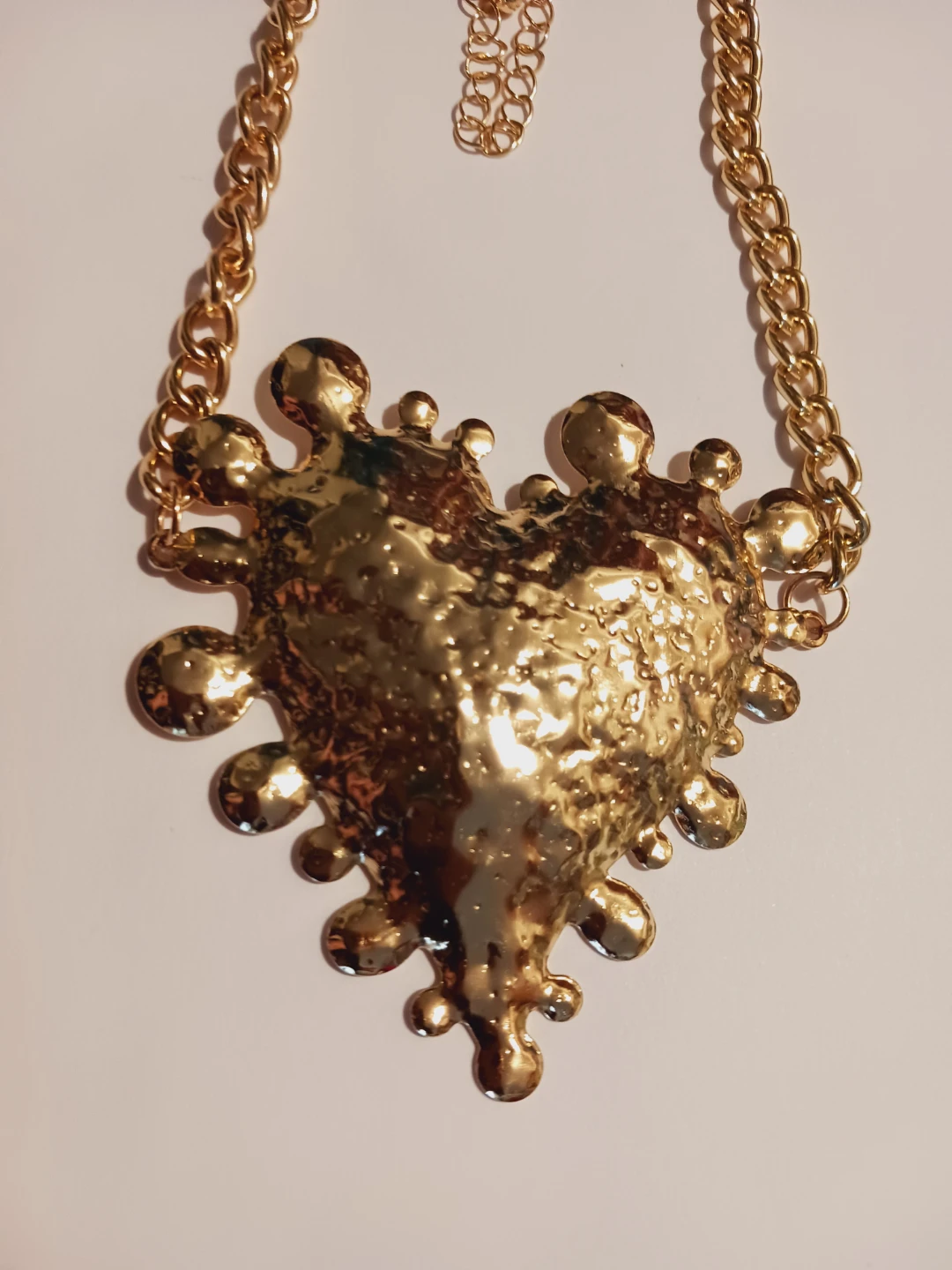 New !!! Large Gold Heart Pendant Statement Necklace