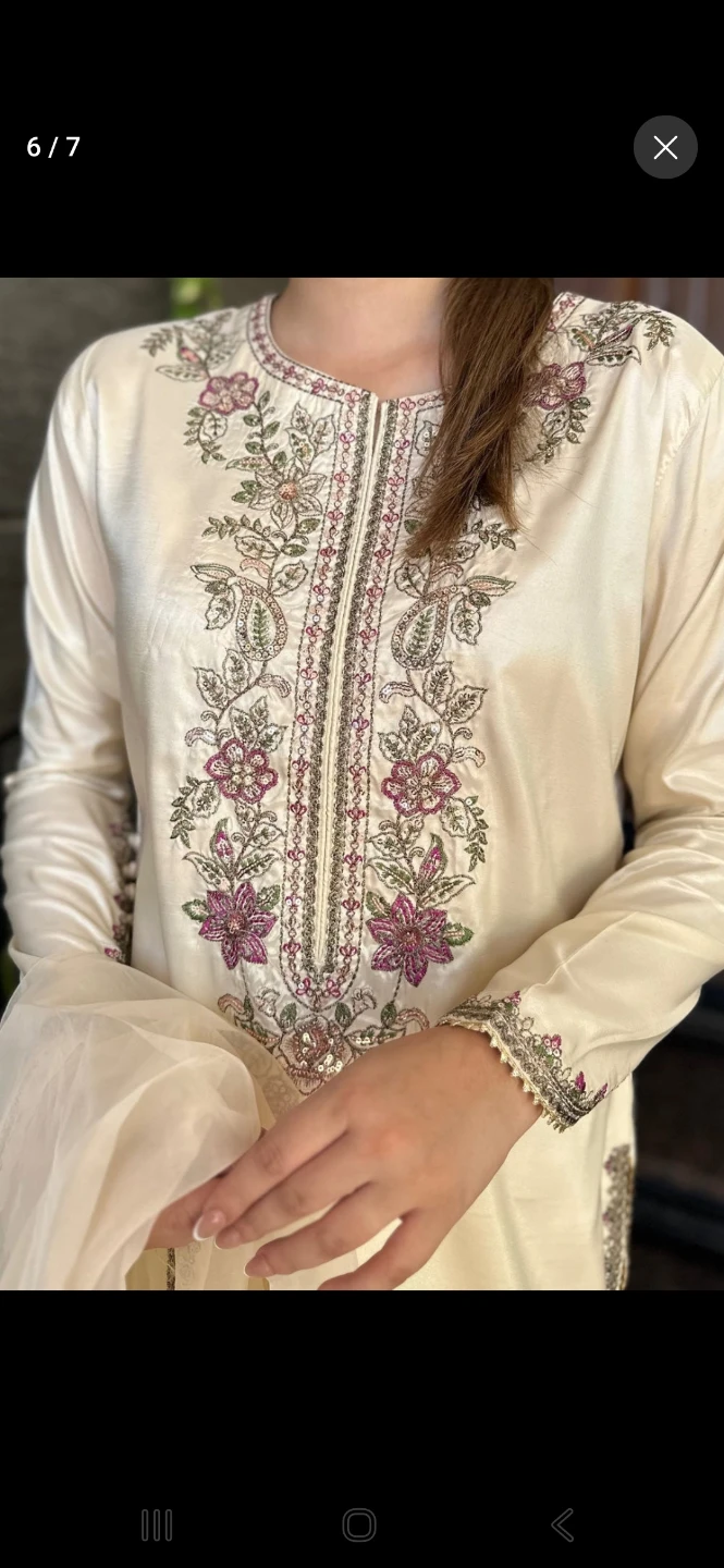 Elegant Off-White Embroidered Silk Farshi Shalwar 3-Piece Suit - photo 4