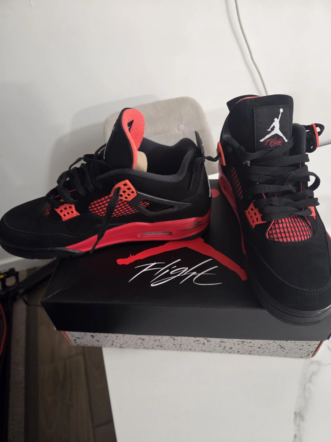 Air Jordan 4 Retro "Red Thunder" Men's Size 10 - photo 4