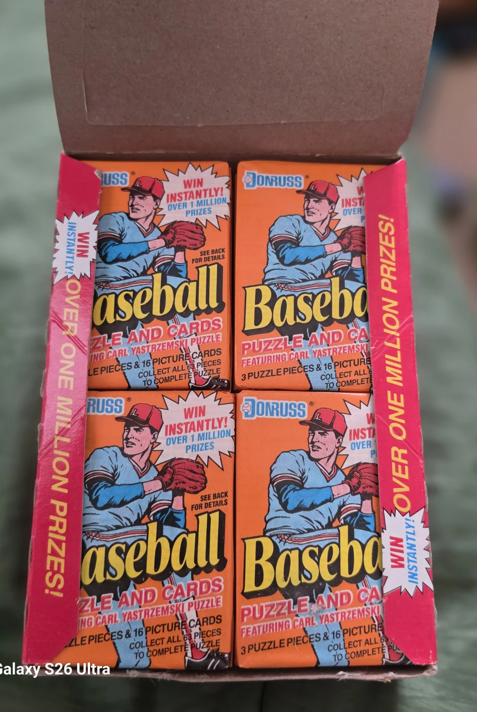 1990 Donruss Baseball Puzzle and Cards Box - photo 2